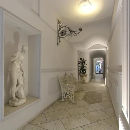 Imola Suites