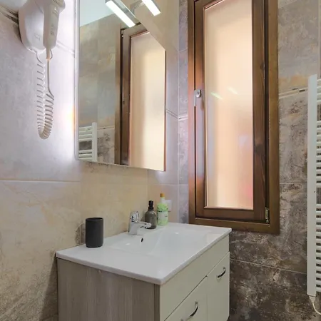 Imola Suites 이몰라