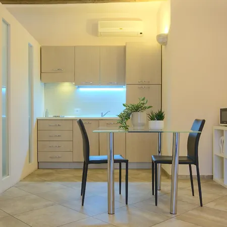 Imola Suites