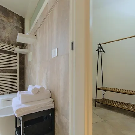 Imola Suites * 이몰라