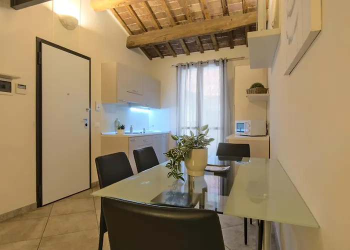 Apartment Imola Suites